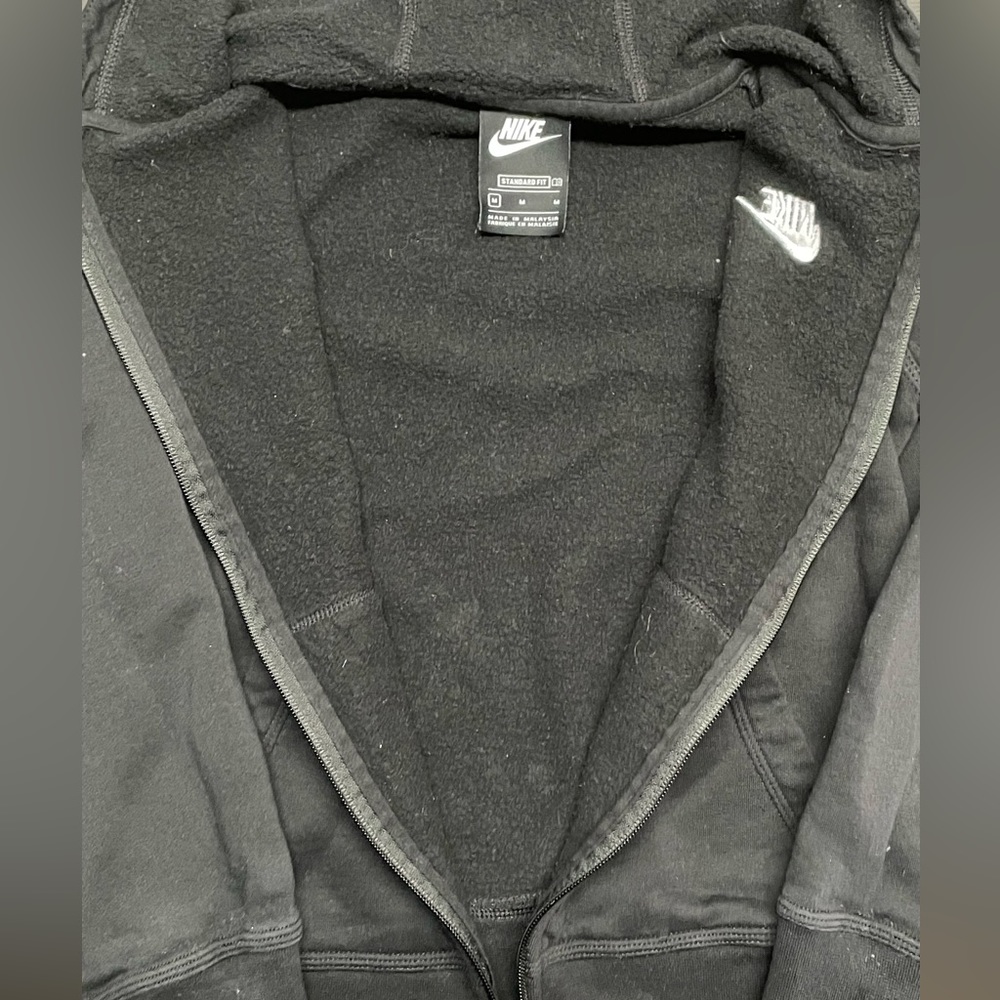 Nike Kids Fullzip Hoodie. *Excellent Condition*. Size M - Picture 4 of 6